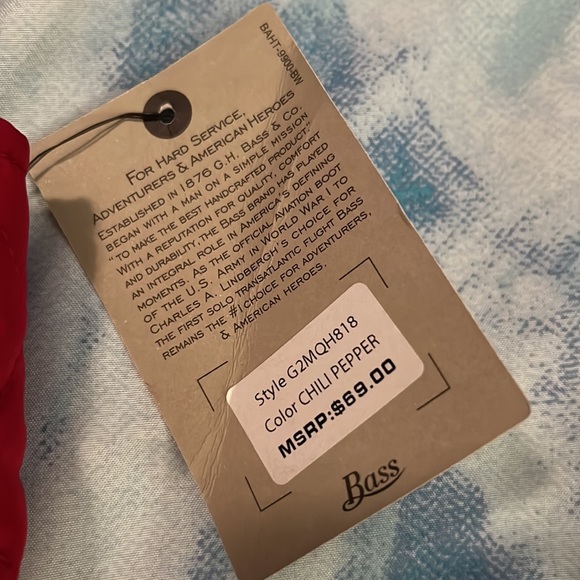 Red vest - Picture 6 of 7